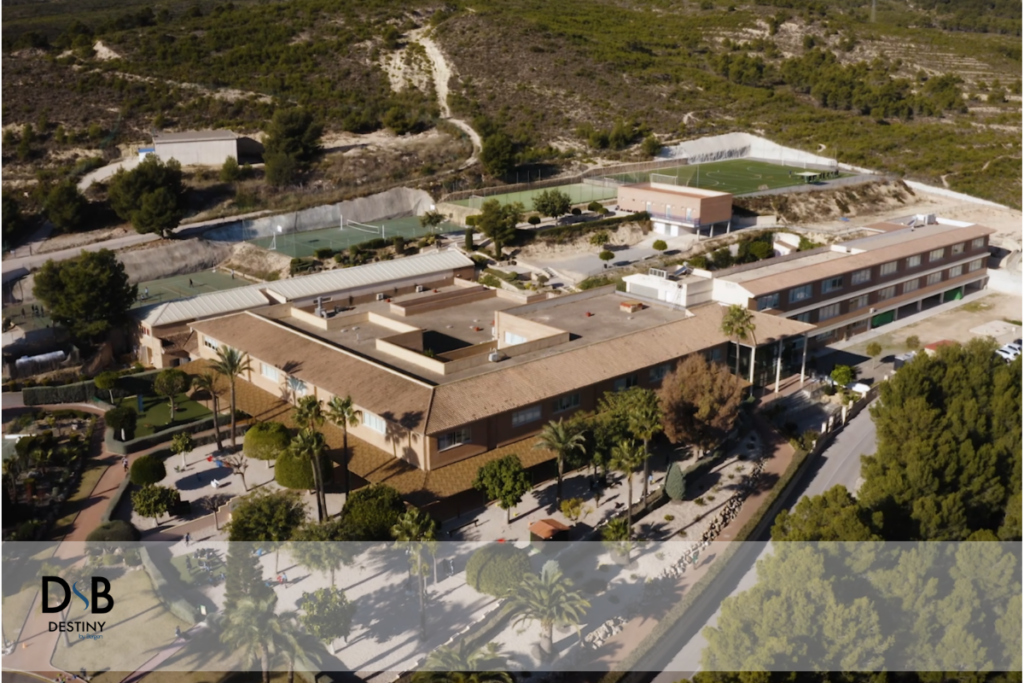 Viviendo-en-La-Nucia-Lujo-Naturaleza-y-Servicios-al-Lado-de-su-Nuevo-Apartamento-02
