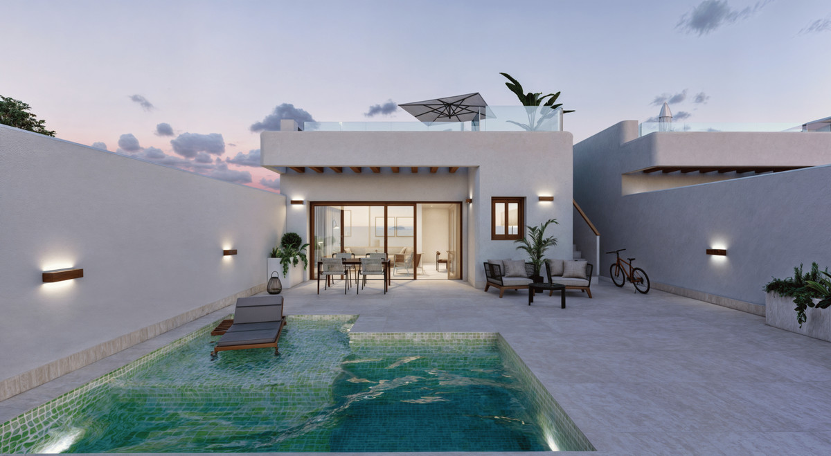 Imagen de Disfruta el Sol: Villa Moderna con Piscina en Murcia.