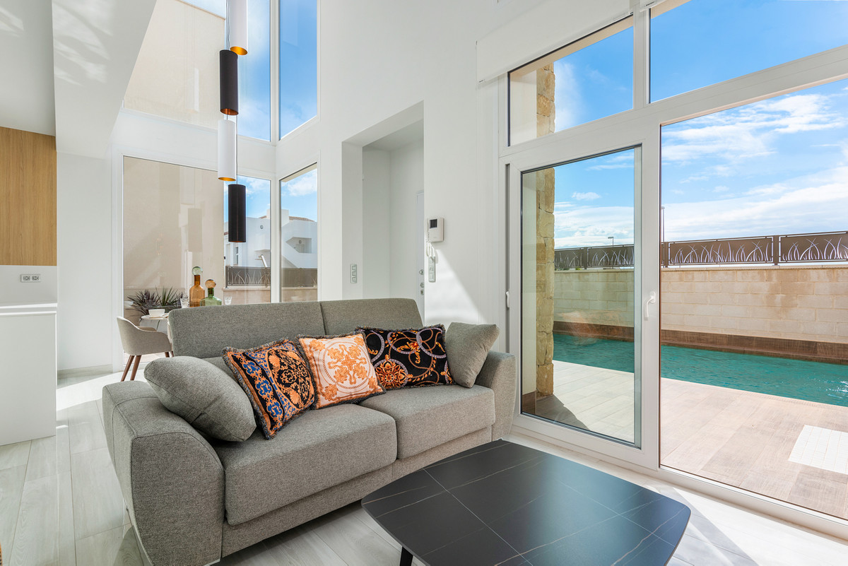 Imagen de Villa en venta en Rojales
