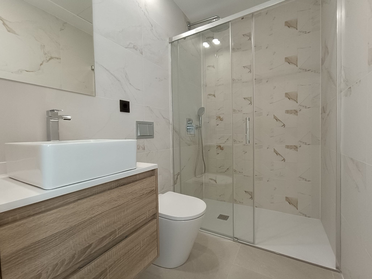 Imagen de Villa Moderna con Piscina Privada en Benijófar, Alicante