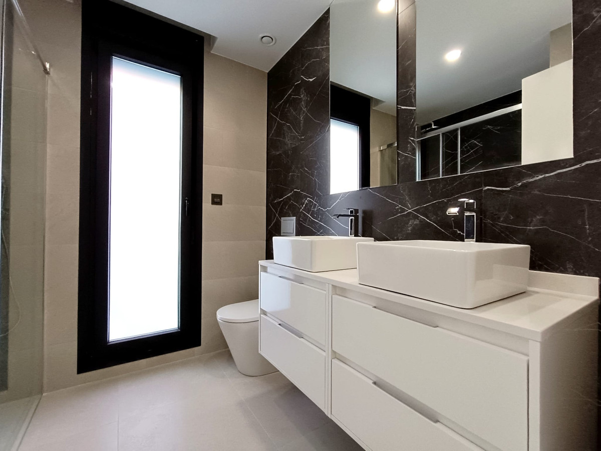 Imagen de Villa Moderna con Piscina Privada en Benijófar, Alicante