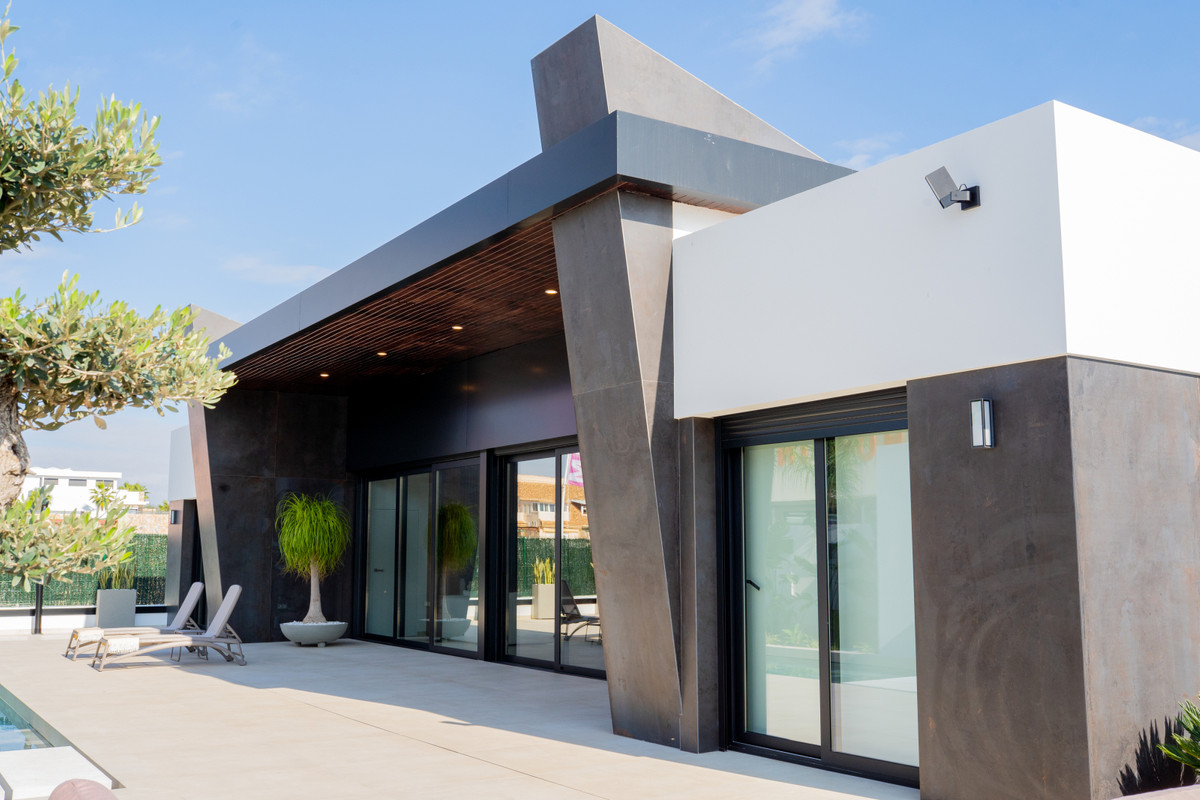 Imagen de Villa de autor en Ciudad Quesada: lujo, golf y mar