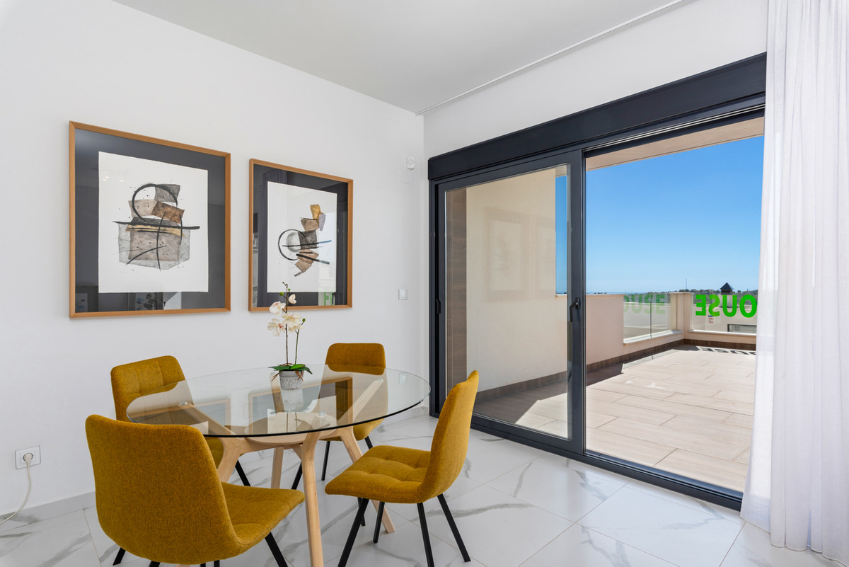 Imagen de Villa en Venta en San Miguel de Salinas
