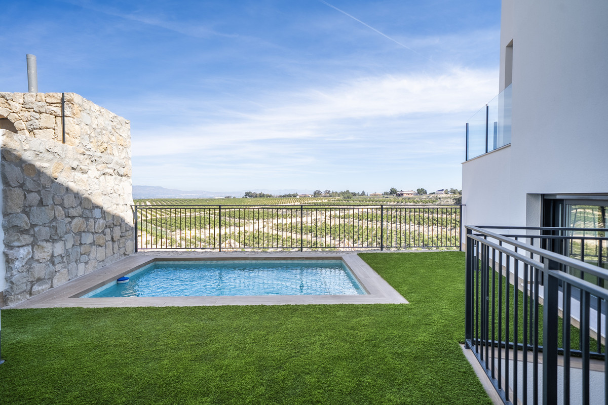 Imagen de Exclusiva Villa de Lujo con Piscina en La Finca Golf.