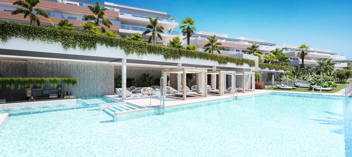 Imagen de Marbella: Lujo Costero con Vistas al Mar y Servicios Premium