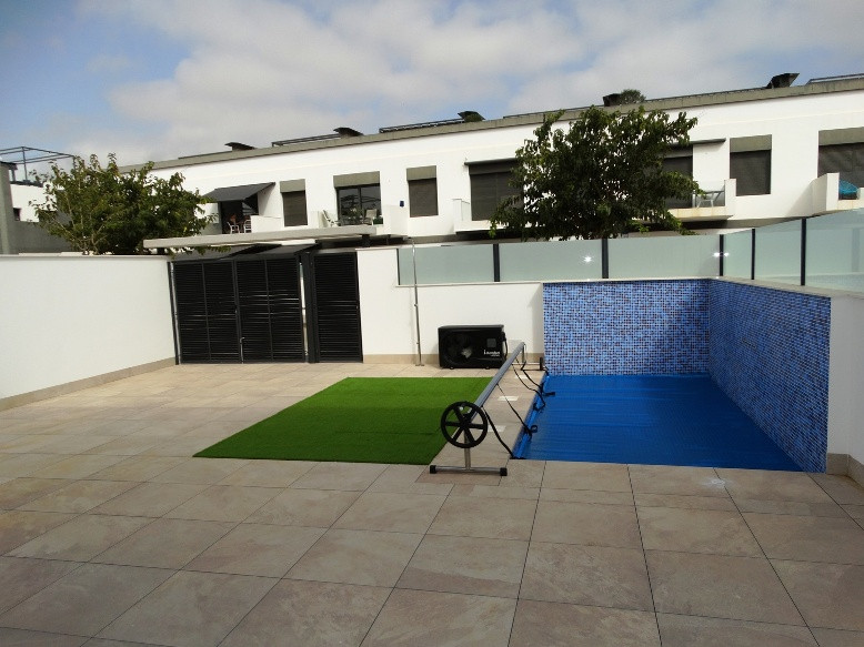 Imagen de Moderna Villa con Piscina Privada en Pilar de la Horadada