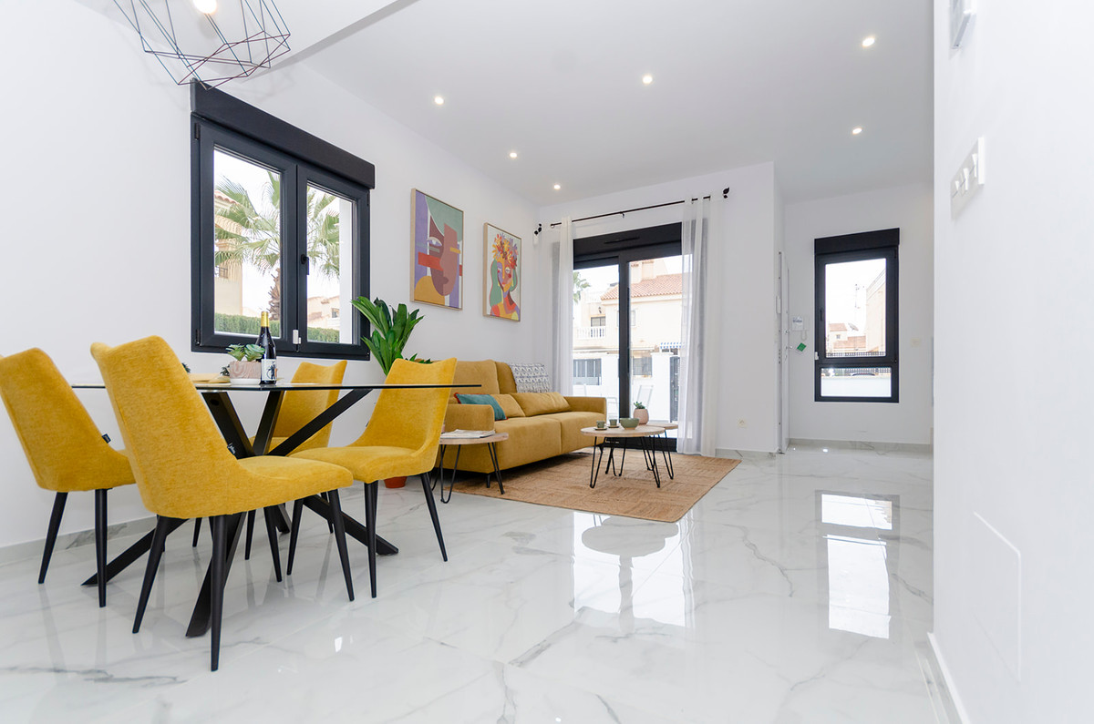Imagen de Villa en venta en Torrevieja