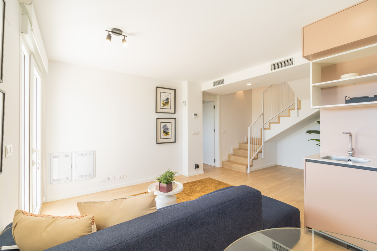 Imagen de Exclusiva Villa Moderna en La Nucia con Vistas Panorámicas