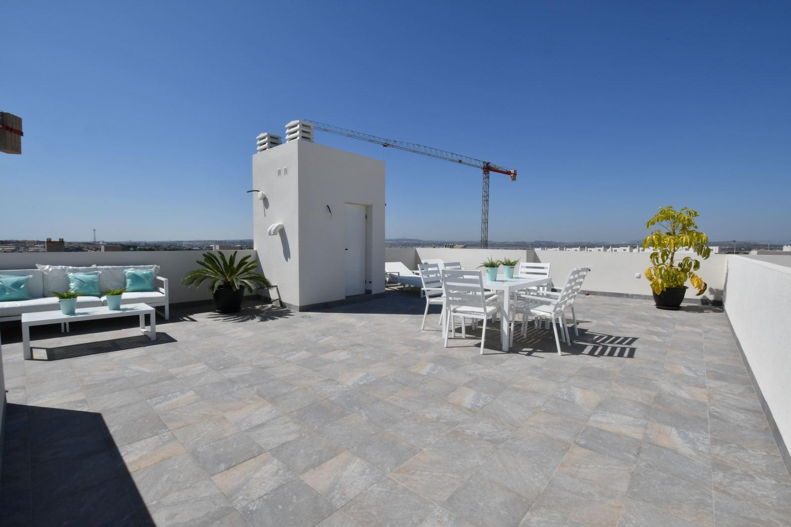 Bungalows de Obra Nueva en San Miguel de Salinas – Naturaleza, Golf y Confort
