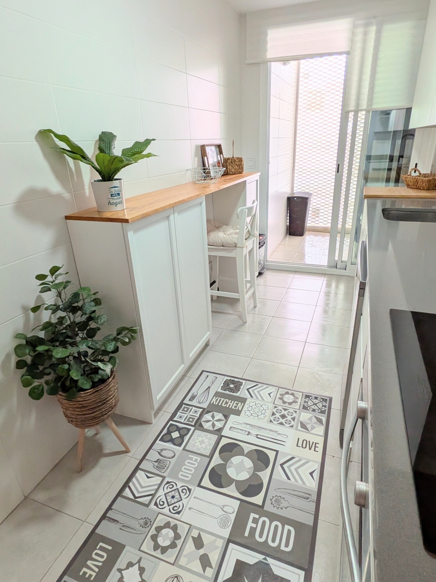 Exclusivo Ático Dúplex con Solárium y Vistas Panorámicas en Estepona.