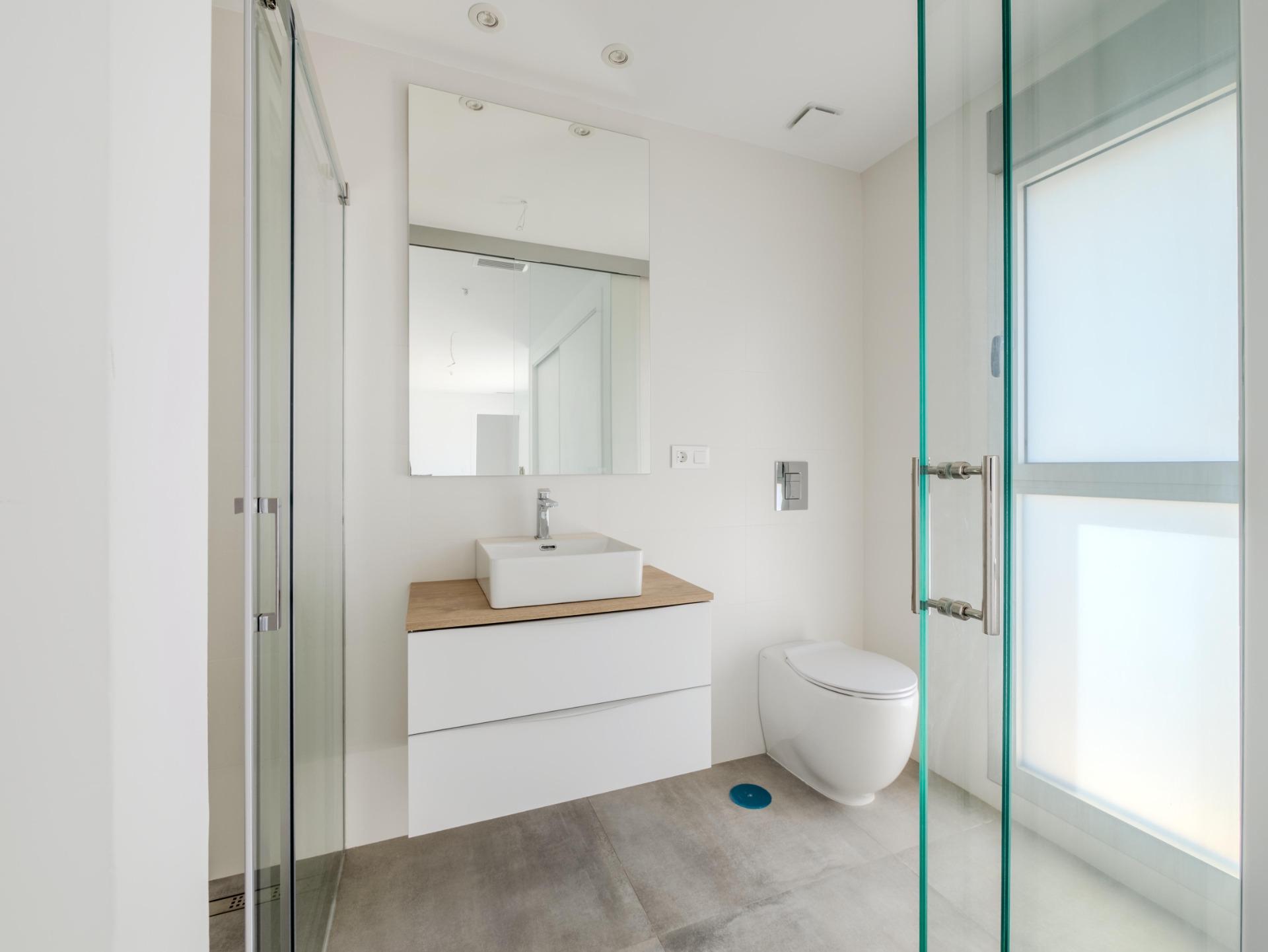 VILLA DE DISEñO MODERNO CON VISTAS AL GOLF, Villa de lujo en Algorfa, Costa Blanca Sur. 4 hab, 3 baños, vistas golf. Estilo mediterráneo moderno. ¡Oportunidad única en Alicante!