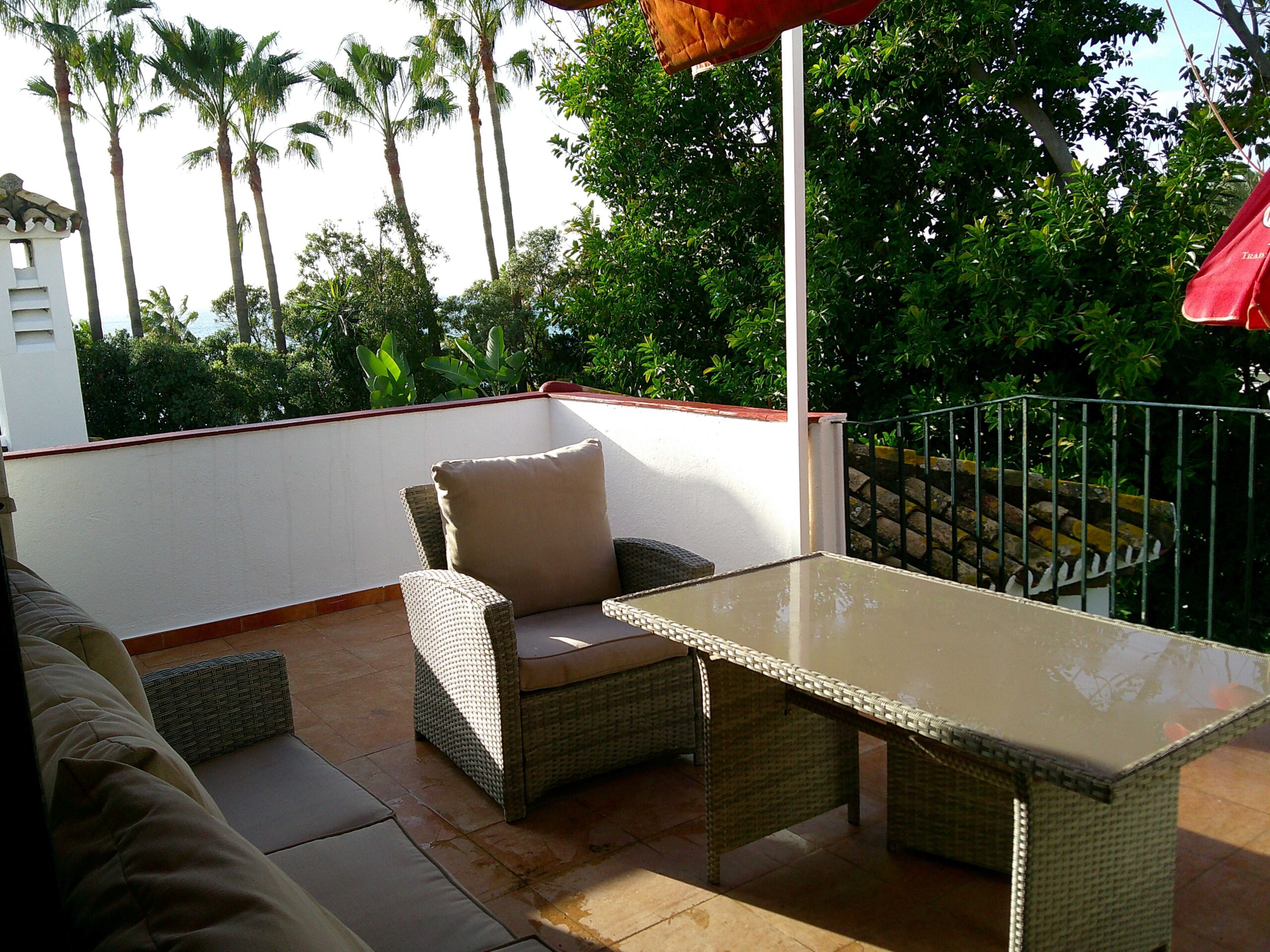 Estepona: Apartamento con Vistas al Mar en Hacienda Beach, Apartamento excepcional en Hacienda Beach, Estepona. 2 dorm, vistas al mar y acceso directo a la playa. Disfruta la Nueva Milla de Oro con piscina, seguridad 24