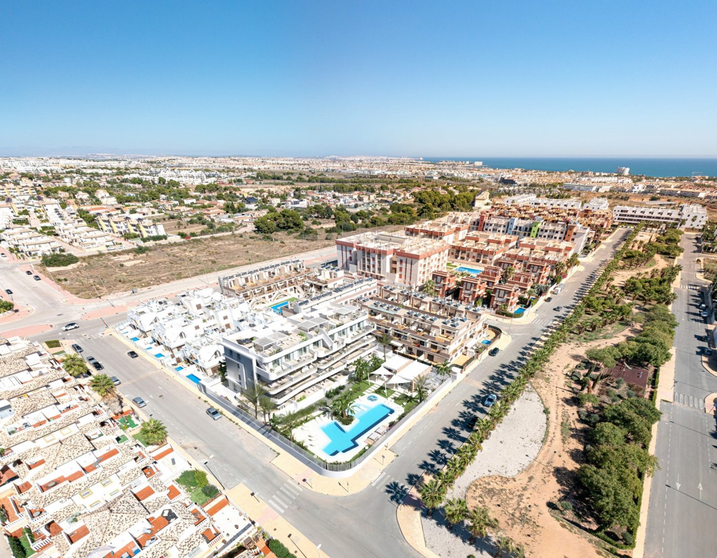 COMPLEJO RESIDENCIAL DE OBRA NUEVA EN LOMAS DE CABO ROIG
