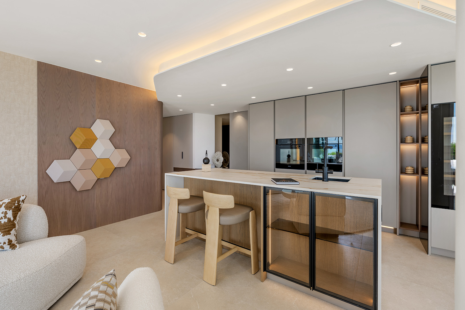 Exclusivo Apartamento de Lujo en Primera Línea de Playa, Estepona