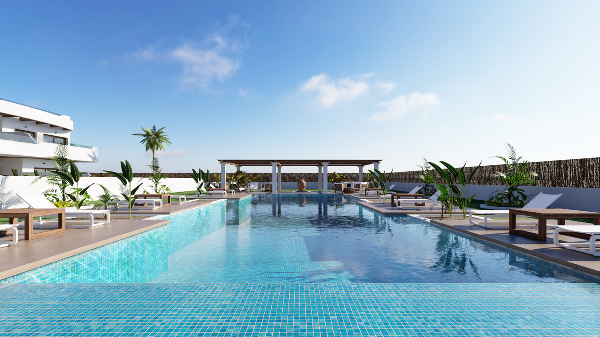 Exclusivo Apartamento con Vistas Golf y Mar Menor, Descubre este lujoso apartamento de 3 dorm. en nueva promoción en Los Alcázares, Murcia. Vistas al golf y Mar Menor. Cerca de playas y aeropuertos. ¡Tu sueño me