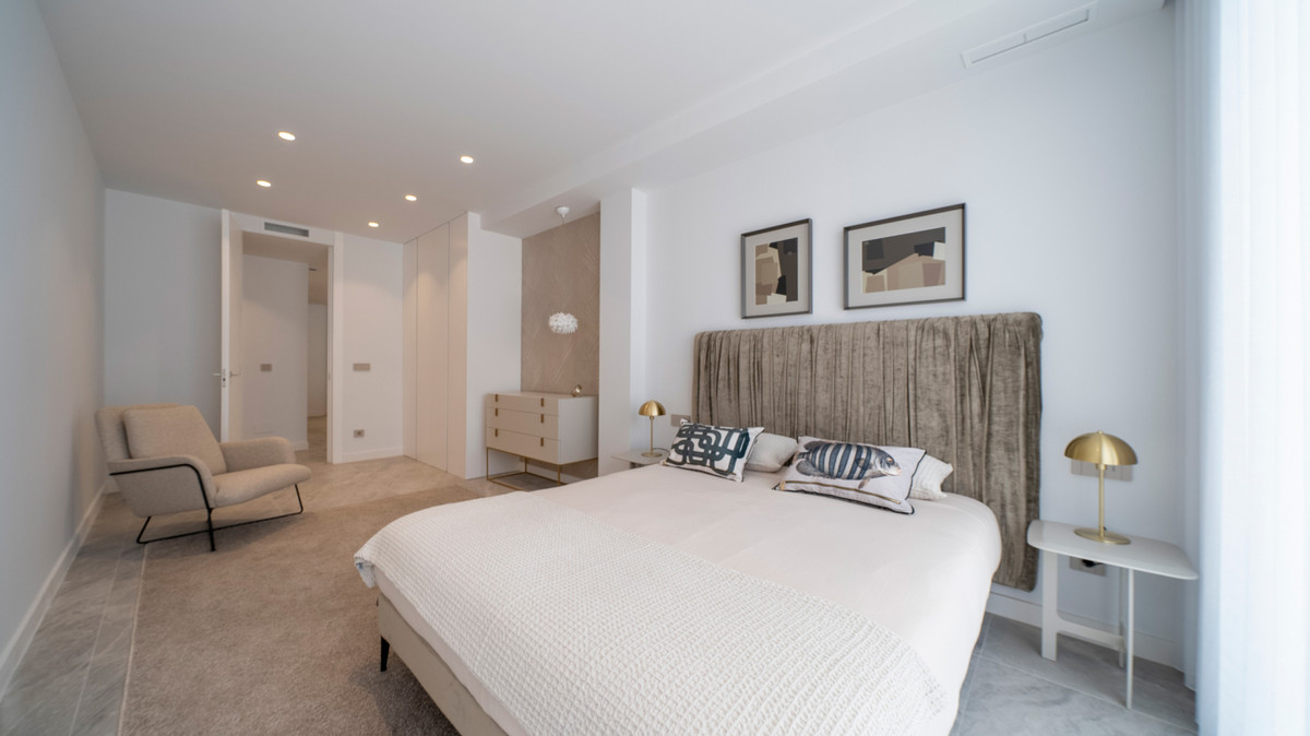 Finestrat: Lujo Exclusivo con Vistas Infinitas al Mar, Villa de lujo exclusiva en Finestrat, Alicante. Vistas al mar inigualables, skyline Benidorm, piscina infinity y 5 suites. Vive el sueño mediterráneo en Costa B