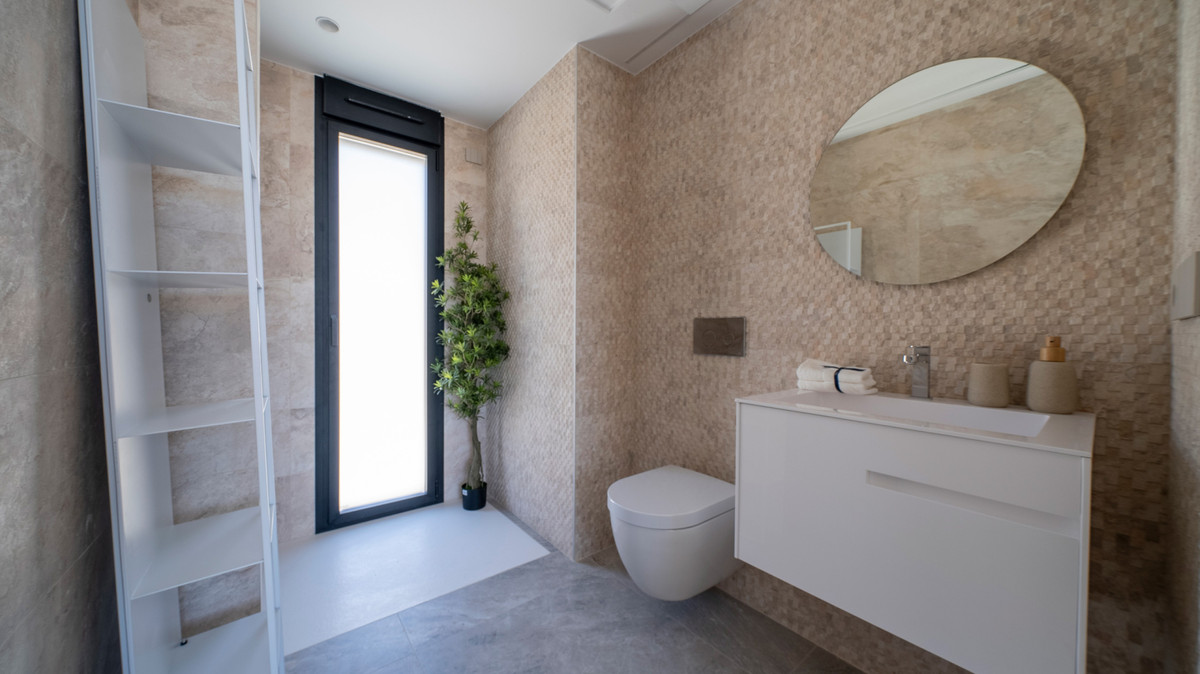 Finestrat: Lujo Exclusivo con Vistas Infinitas al Mar, Villa de lujo exclusiva en Finestrat, Alicante. Vistas al mar inigualables, skyline Benidorm, piscina infinity y 5 suites. Vive el sueño mediterráneo en Costa B