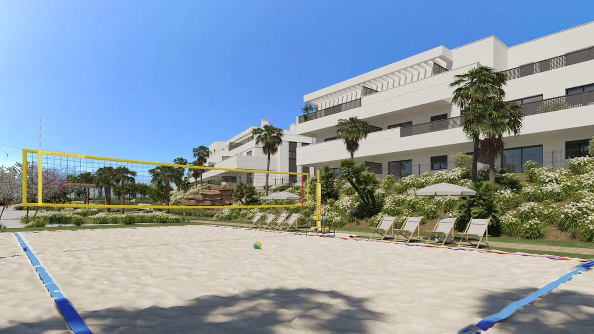 Vive Estepona: Apartamento Resort con Jardín, Descubre tu oasis en Estepona, Costa del Sol. Apartamento de lujo de 3 dorm. en nuevo complejo con zonas comunes resort: piscina, spa, co-working. Cerca de play