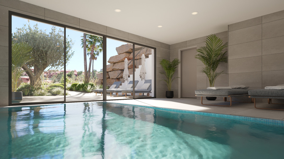 Vive Estepona: Apartamento Resort con Jardín, Descubre tu oasis en Estepona, Costa del Sol. Apartamento de lujo de 3 dorm. en nuevo complejo con zonas comunes resort: piscina, spa, co-working. Cerca de play