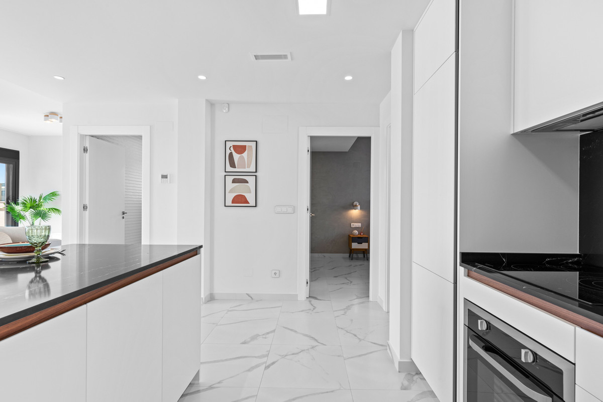 Villa en San Miguel: Vistas, Golf y Mar Cerca, Villas de lujo en San Miguel de Salinas, Alicante. Vistas, naturaleza y serenidad a 7km de playas Orihuela Costa. Cerca de golf y servicios. Villas personalizab