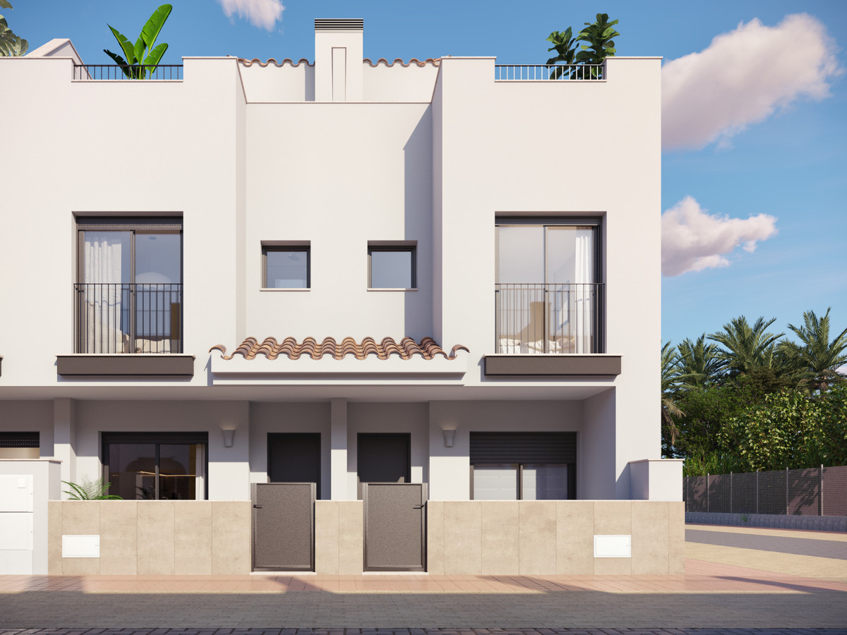 Torre-Pacheco: Tu Adosado Moderno con Sol y Piscina, Exclusiva promoción de adosados en Torre-Pacheco, Murcia. Vive la Costa Cálida: playas, golf y sol. Casas de 2-3 dorm., solárium, piscina y parking. ¡Tu hogar s