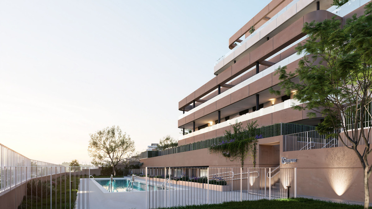 Estepona Golf: Tu Lujo Mediterráneo con Vistas, Descubre apartamentos de lujo en Estepona Golf, Costa del Sol. Vistas al golf, 1-3 dormitorios, piscinas, sauna. Inversión inteligente y vida de ensueño.