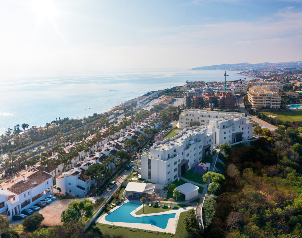 Mijas: Lujo Costero con Vistas al Mar y Playa, Apartamentos de lujo en La Cala de Mijas, Málaga. Vistas al mar, piscina, gimnasio y a 2 min de la playa. Invierte en tu paraíso en la Costa del Sol. Desde 495.
