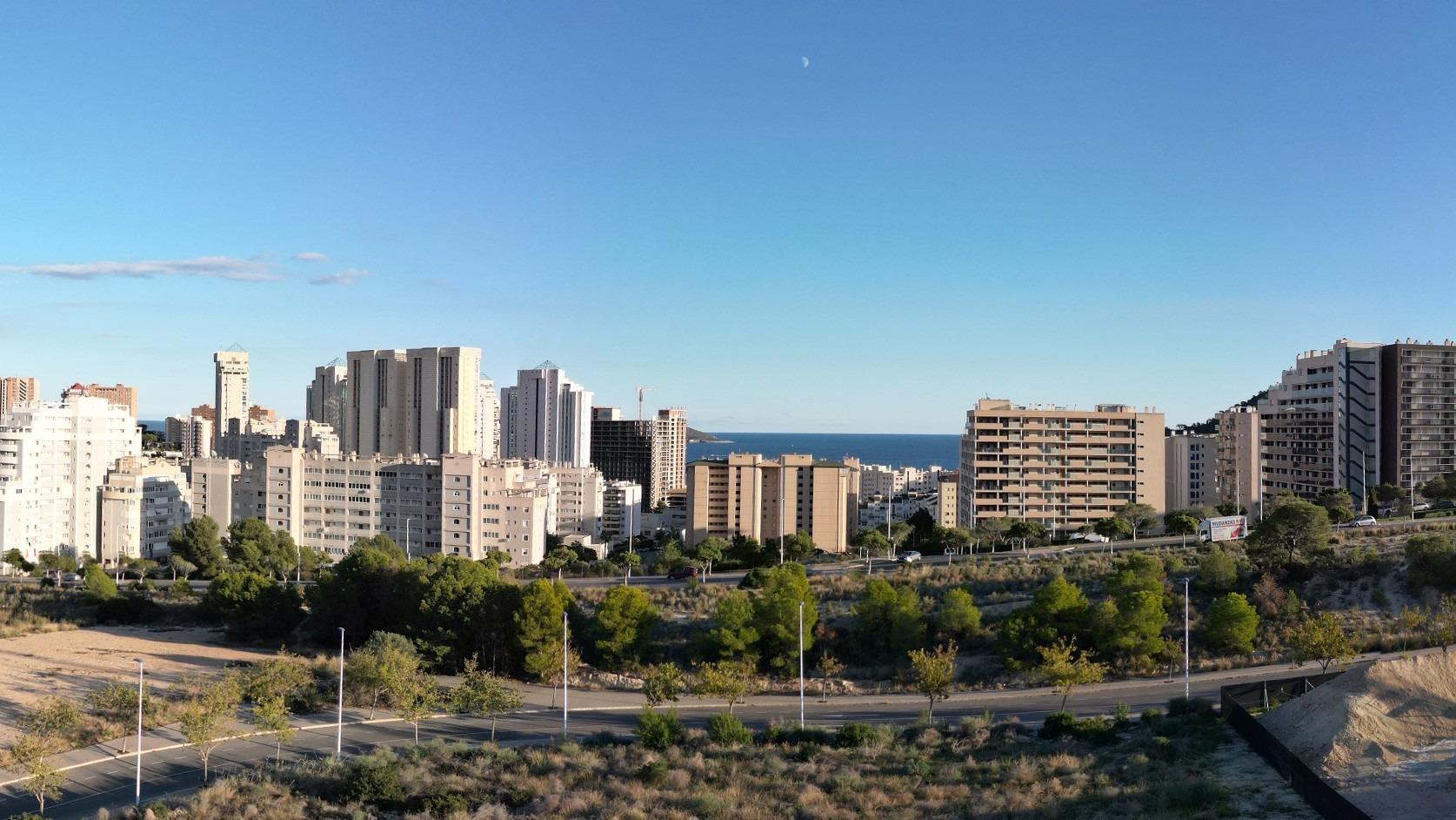 Apartamento en Venta en Villajoyosa, Apartamentos obra nueva en Cala Finestrat, Alicante. Vive el Mediterráneo a pasos de la playa. 2 hab, 2 baños. Inversión y estilo de vida.