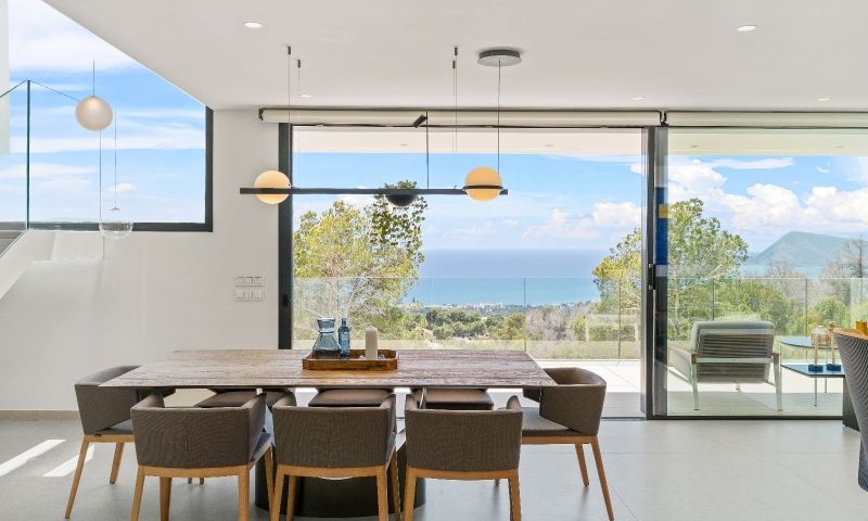 Villa de Lujo en Altea: Vistas al Mar, Espectacular villa de lujo en Altea, Alicante. 4 dormitorios en suite, piscina privada y vistas al mar. Diseño contemporáneo en Costa Blanca. ¡Viva el lujo medi