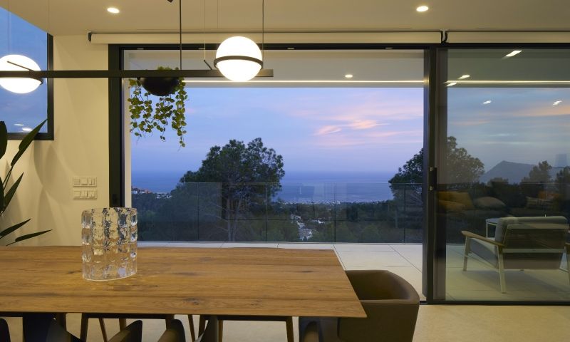 Villa de Lujo en Altea: Vistas al Mar, Espectacular villa de lujo en Altea, Alicante. 4 dormitorios en suite, piscina privada y vistas al mar. Diseño contemporáneo en Costa Blanca. ¡Viva el lujo medi