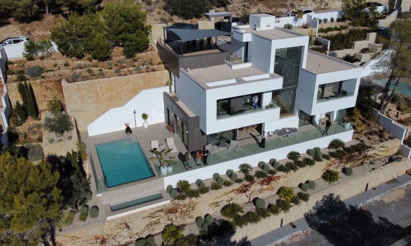 Villa de Lujo en Altea: Vistas al Mar, Espectacular villa de lujo en Altea, Alicante. 4 dormitorios en suite, piscina privada y vistas al mar. Diseño contemporáneo en Costa Blanca. ¡Viva el lujo medi