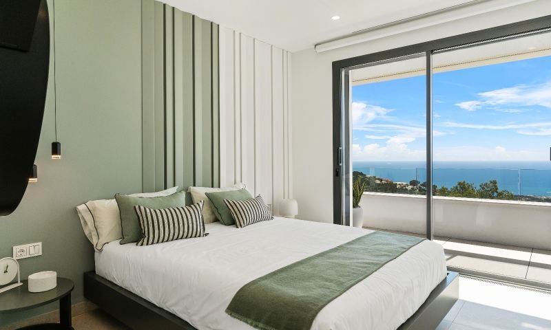 Villa de Lujo en Altea: Vistas al Mar, Espectacular villa de lujo en Altea, Alicante. 4 dormitorios en suite, piscina privada y vistas al mar. Diseño contemporáneo en Costa Blanca. ¡Viva el lujo medi