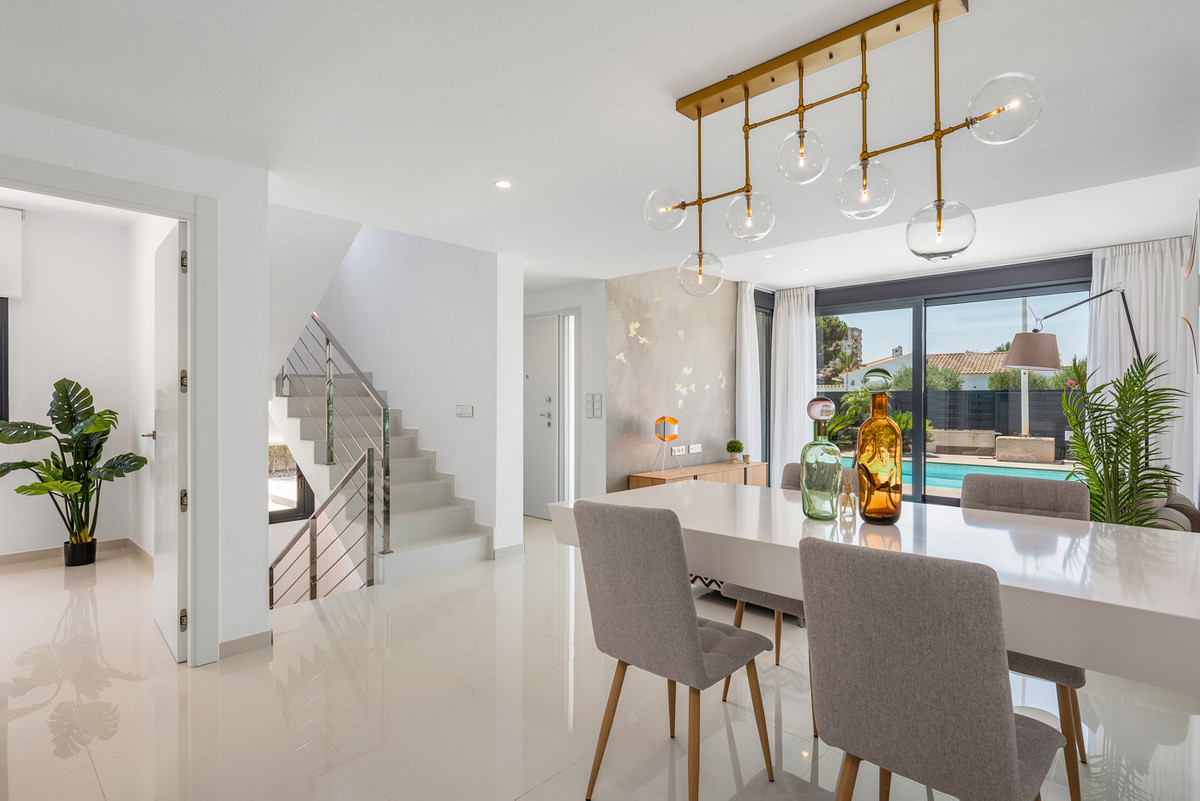 Villa de Lujo entre Dos Mares: Tu Paraíso en Murcia, Villas de lujo en Playa Honda, Murcia. Vive entre Mar Menor y Mediterráneo. Construye tu villa ideal cerca de playas, Calblanque y Cartagena. ¡Tu paraíso coster