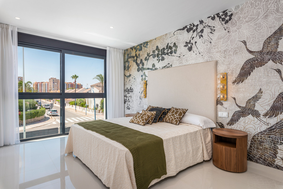 Villa de Lujo entre Dos Mares: Tu Paraíso en Murcia, Villas de lujo en Playa Honda, Murcia. Vive entre Mar Menor y Mediterráneo. Construye tu villa ideal cerca de playas, Calblanque y Cartagena. ¡Tu paraíso coster
