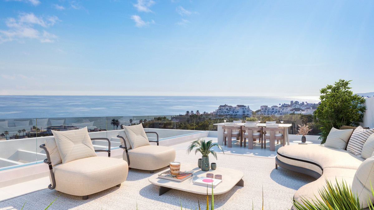 Estepona: Lujo, Vistas al Mar y Vida Mediterránea, Descubre un exclusivo apartamento de 2 dorm. en Estepona, Costa del Sol. Vistas al mar, diseño vanguardista y amplias terrazas. Lujo y vida mediterránea.