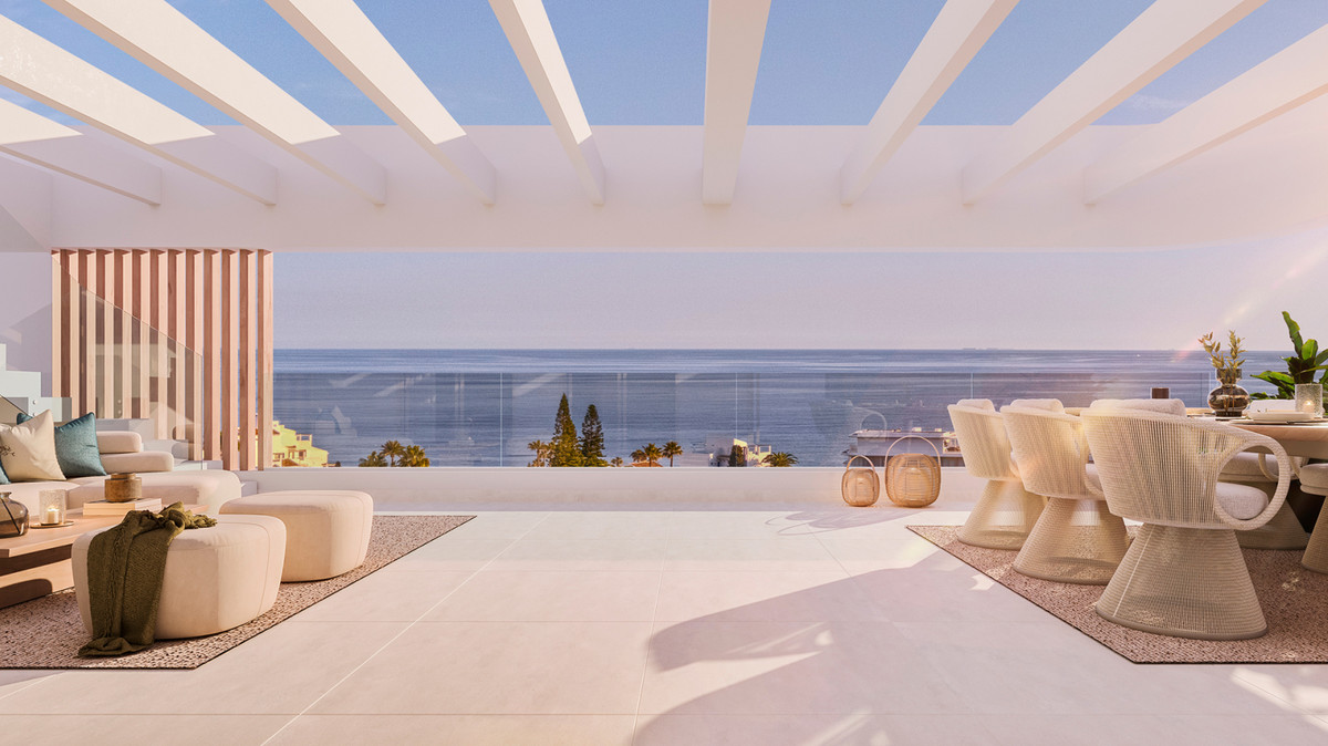 Estepona: Lujo, Vistas al Mar y Vida Mediterránea, Descubre un exclusivo apartamento de 2 dorm. en Estepona, Costa del Sol. Vistas al mar, diseño vanguardista y amplias terrazas. Lujo y vida mediterránea.