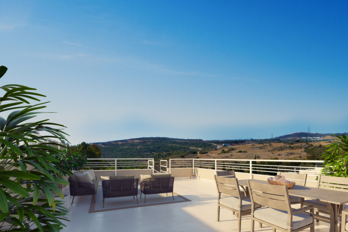 Estepona: Lujo, Golf y Vistas Panorámicas, Descubre apartamentos de lujo de 2 y 3 dormitorios en Estepona Golf. Vistas al mar/golf, piscina, jardines y acabados premium. Tu hogar ideal en la Costa del So