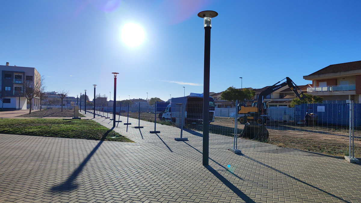 Ático de Ensueño en Torre-Pacheco: Piscina y Terraza, Descubre tu ático soñado en Torre-Pacheco, Murcia. 3 hab, 2 baños, terraza con barbacoa, piscina y garaje. Cerca de playas y golf. ¡Vive el confort por 233.000€