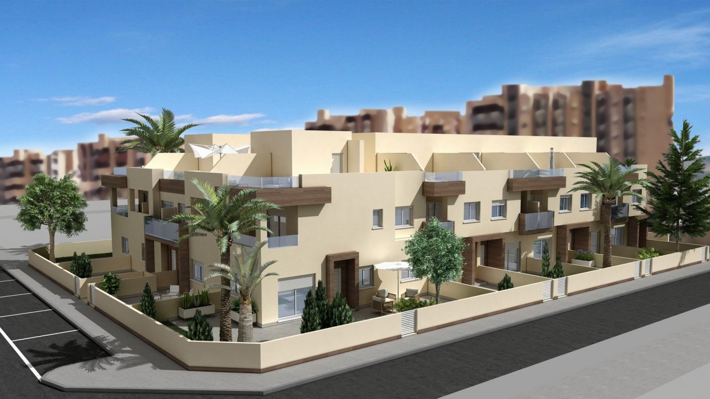 HERMOSAS CASAS ADOSADAS EN LA MANGA