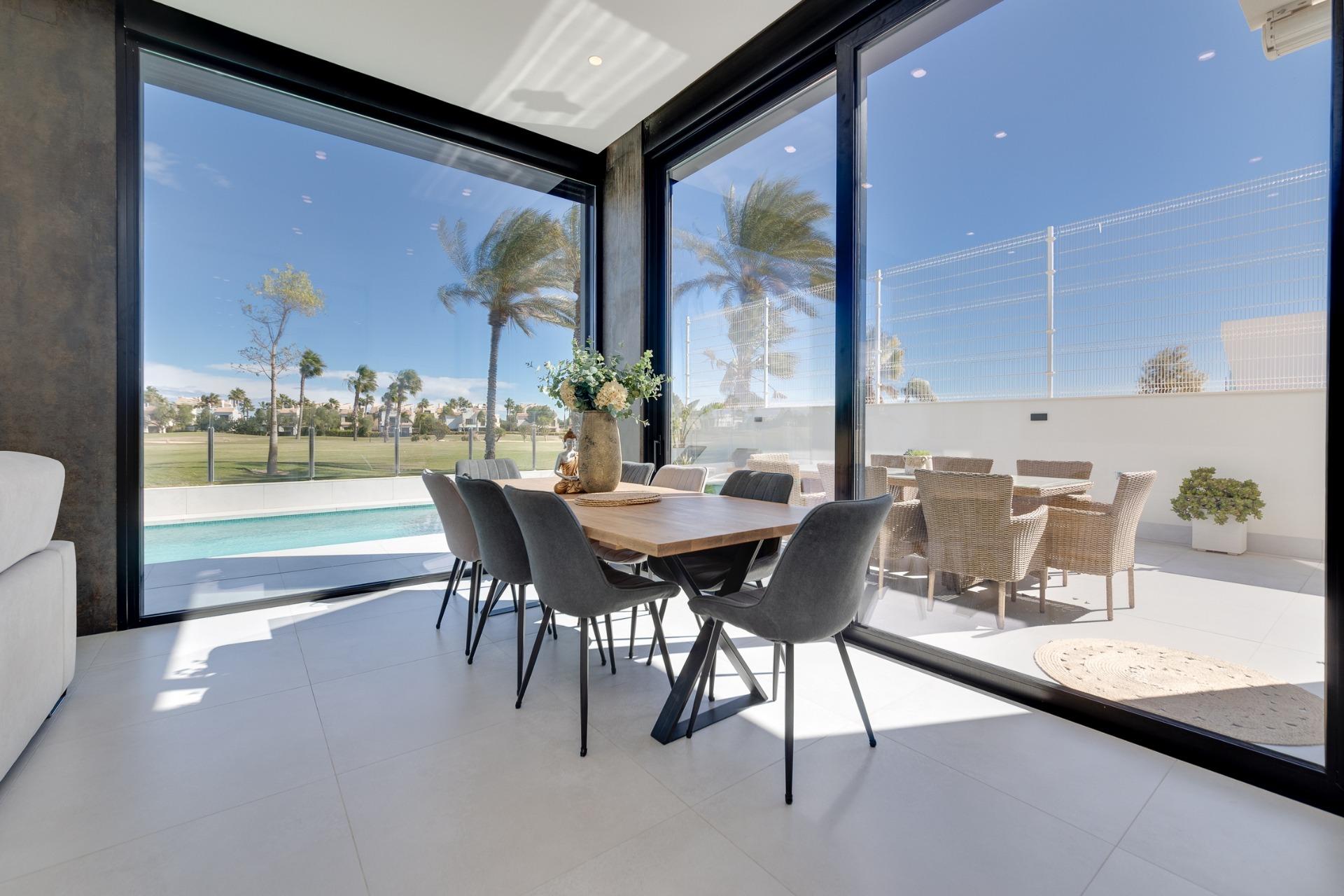 Villa en Venta en Pilar de La Horadada