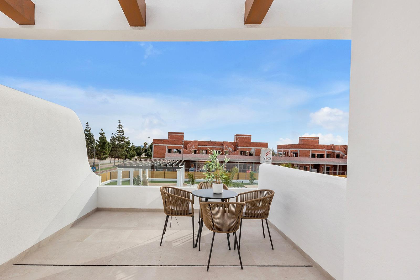 Complejo residencial de nueva construcción cerca de Serena Golf y el Mar Menor en Los Alcázares