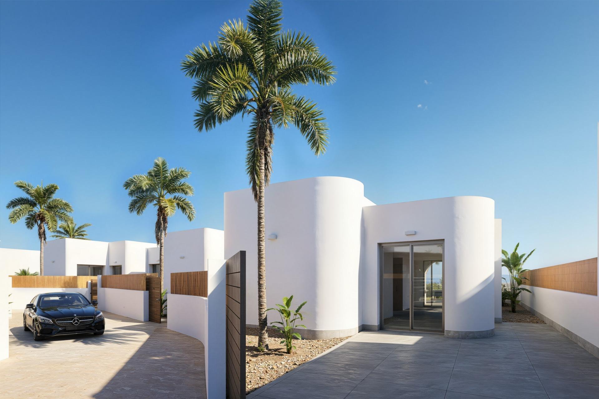 Complejo residencial de nueva construcción en Los Alcázares, en primera línea del campo de golf Serena