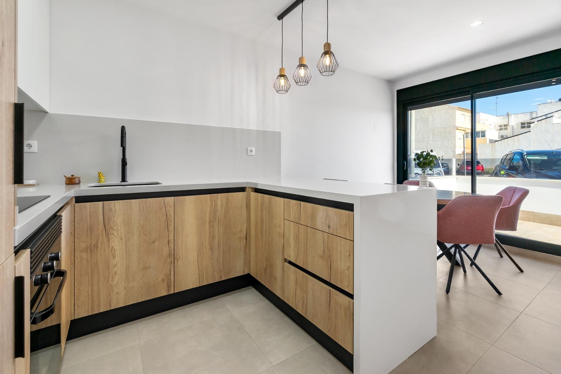 Apartamentos turísticos de nueva construcción en Santiago de la Ribera, San Javier, a solo 750 m de la playa