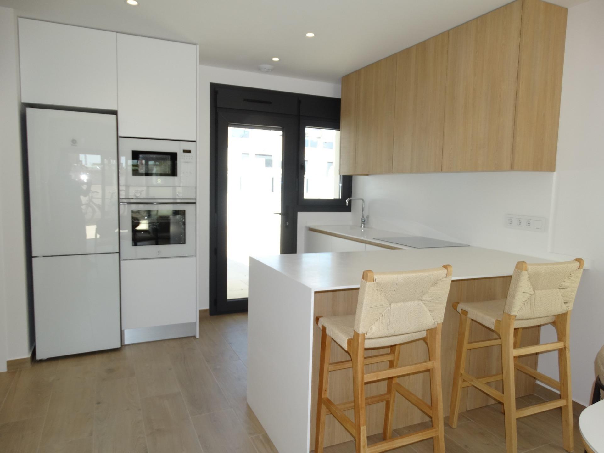 Tu Oasis Moderno en Pilar de la Horadada, Bungalows obra nueva en Pilar de la Horadada, Costa Blanca Sur. 2 hab, 2 baños. Máximo confort y vida mediterránea. ¡Oportunidad única!