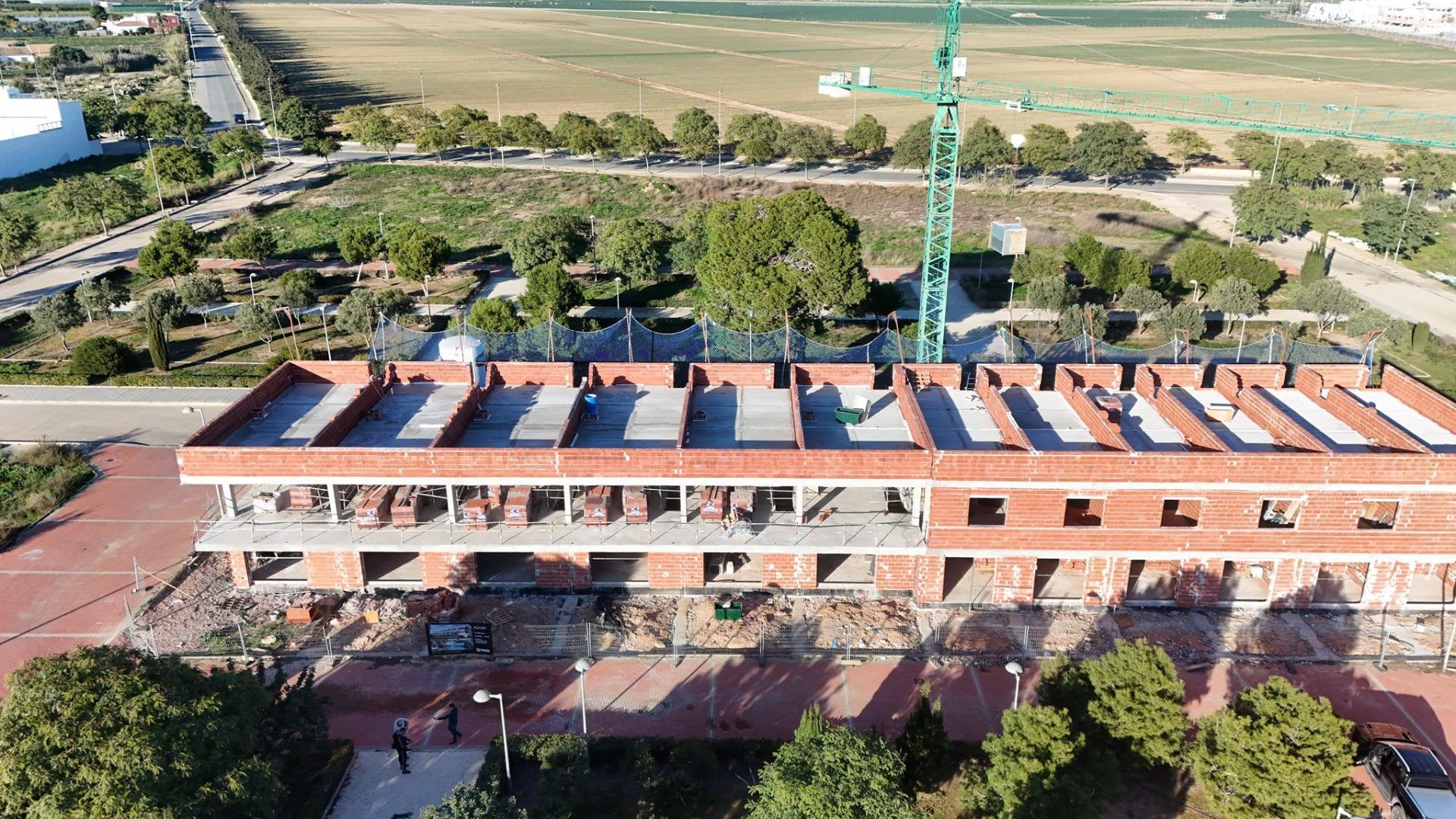 Tu Hogar de Ensueño en Pilar de La Horadada, Adosados obra nueva en Pilar de la Horadada, Costa Blanca Sur. 2 hab, 2 baños. Vive el Mediterráneo con estilo y confort. ¡Invierte en tu paraíso alicantino!