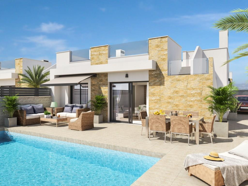 Villa de Lujo en San Fulgencio con Piscina, Villa de lujo en El Oasis, San Fulgencio, Alicante. 3 dorm, 2 baños, piscina privada. A 5km de playas y golf. Vive la Costa Blanca por 395.000€.