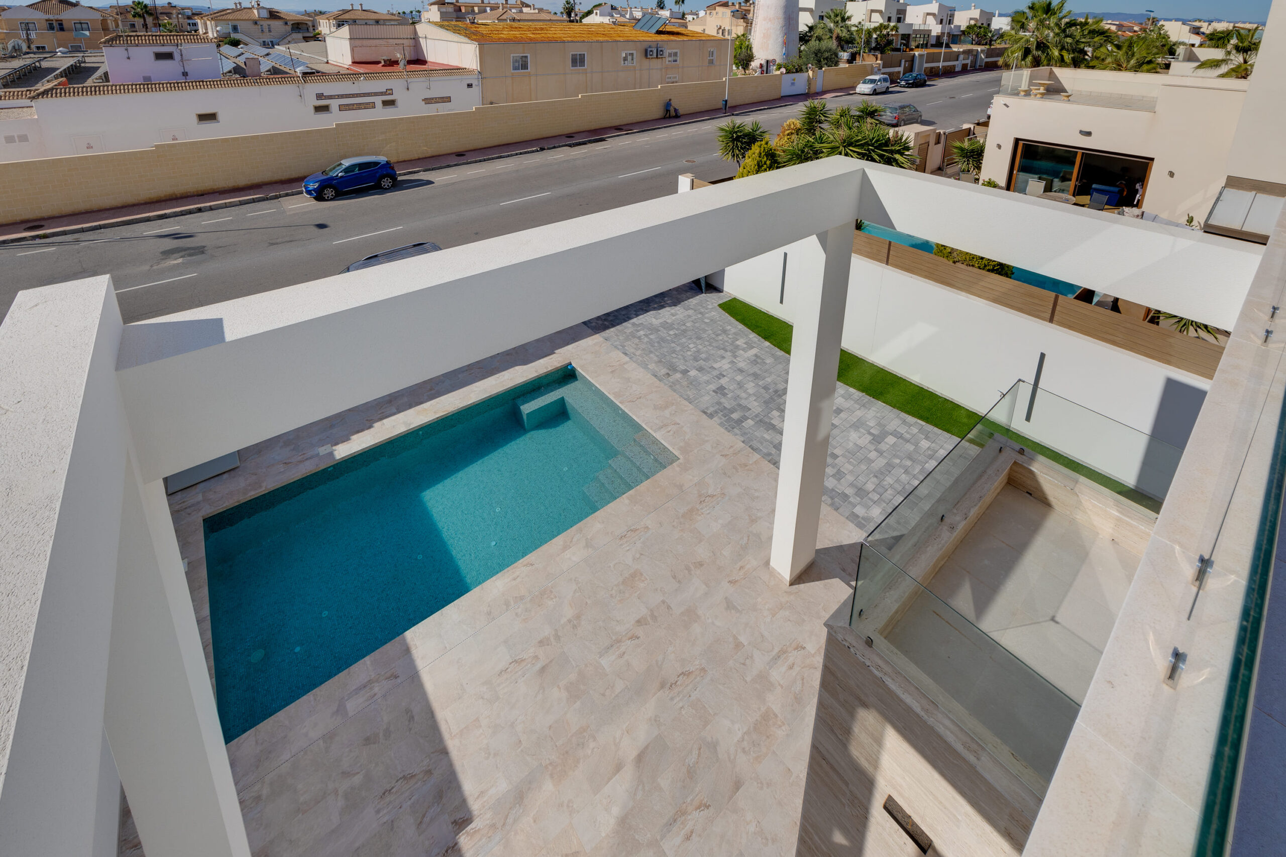 Villas de Lujo en Costa Blanca South, Villas de obra nueva en Torrevieja, Costa Blanca. 4 hab/4 baños. Lujo, confort y alta rentabilidad. ¡Vive tu paraíso mediterráneo!