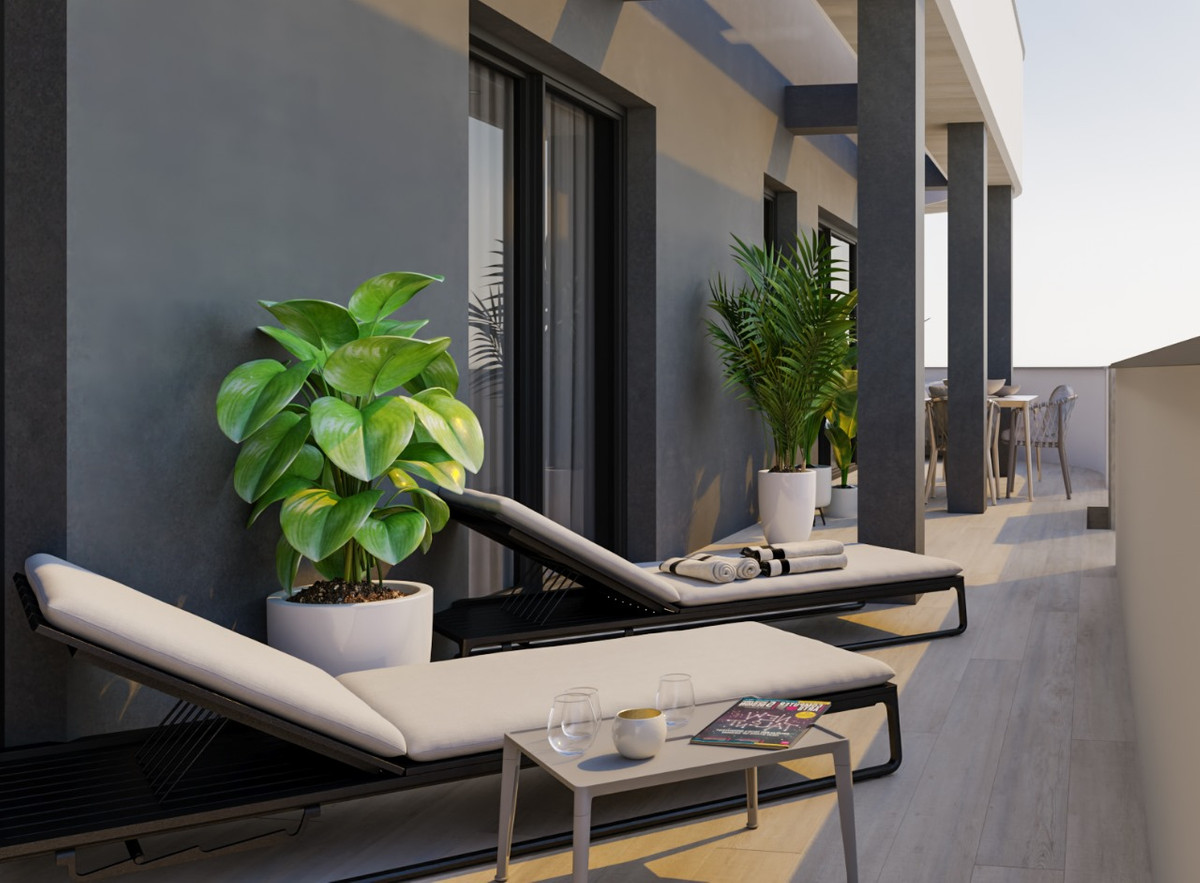 Torrevieja: Moderno Apartamento a Pasos del Mar, Apartamento de 1 dorm. en Torrevieja, obra nueva, a pasos de Playa del Cura y Los Locos. Con piscina, solárium y licencia turística. ¡Ideal para vivir o inverti