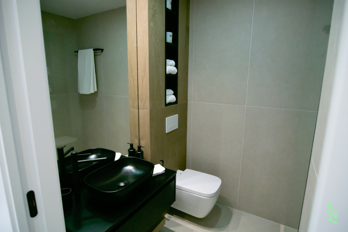 Alhama de Murcia: Tu Oasis con Piscina y Solárium, Descubre apartamentos exclusivos en Alhama de Murcia. Disfruta piscina, terraza con cocina de verano, 2-3 dorm. y solárium. ¡Tu hogar ideal en Murcia!