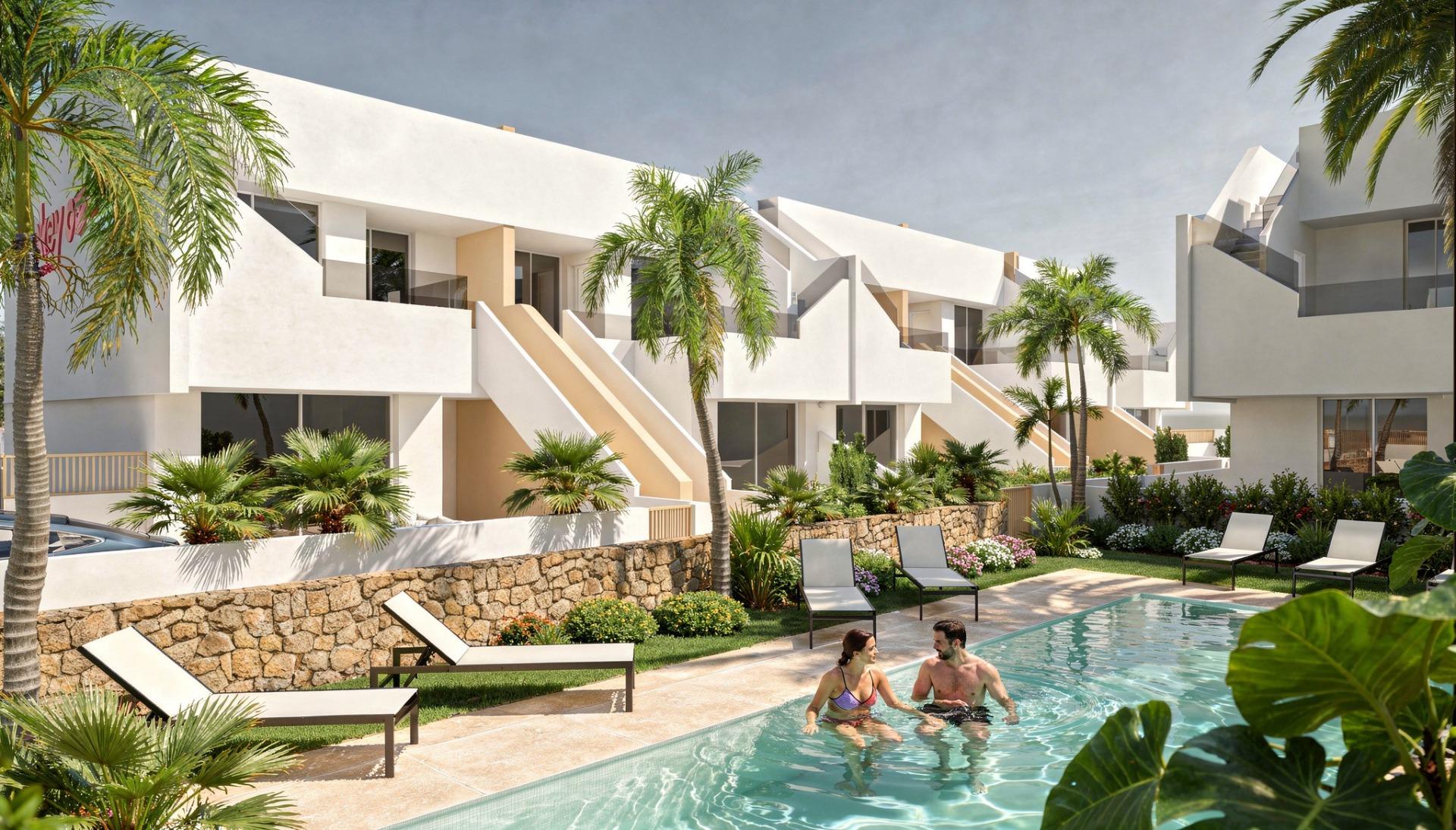 Estrena Lujo Mediterráneo en Pilar de la Horadada, Descubre 16 exclusivos bungalows de obra nueva en Pilar de la Horadada, Costa Blanca. Con solárium o jardín, a 3km de playas. Lujo y confort mediterráneo.